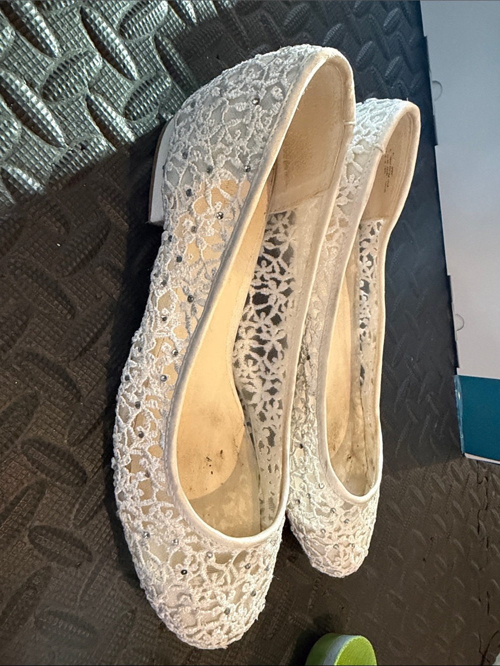 Menbur White Lace Ballet Flats with Rhinestone Detail